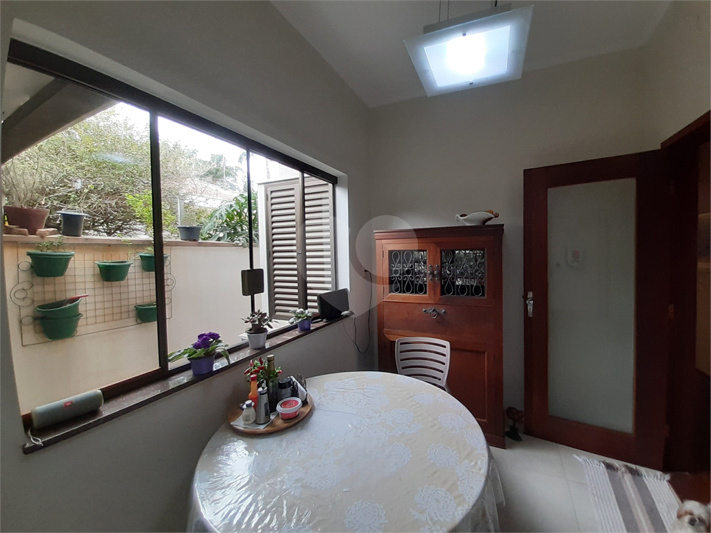Vende-se: Casa, 4 dormitórios, 3 Vagas Jardim Floresta – Tremembé!
