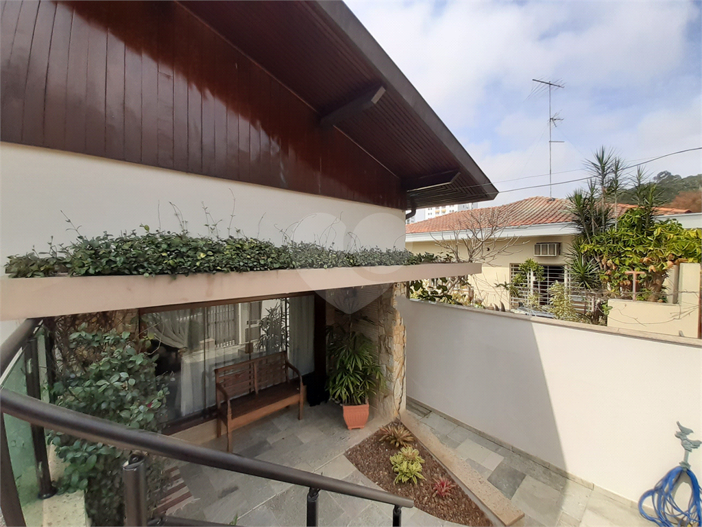 Vende-se: Casa, 4 dormitórios, 3 Vagas Jardim Floresta – Tremembé!