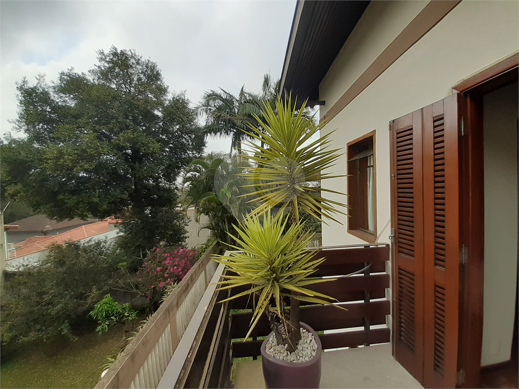 Vende-se: Casa, 4 dormitórios, 3 Vagas Jardim Floresta – Tremembé!