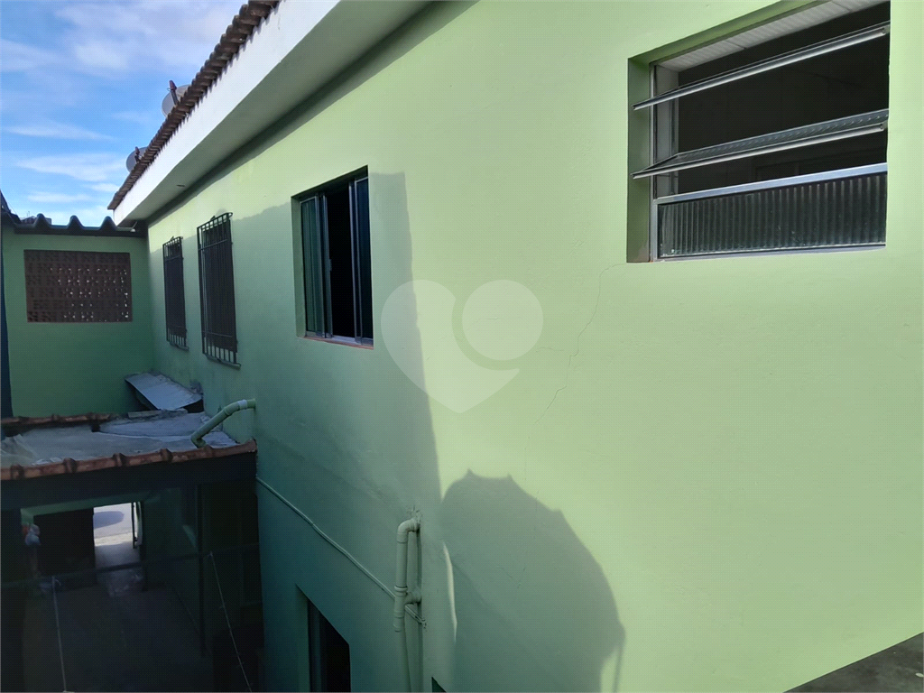 Sobrado Betel/Continental a Venda com 03 dormitórios, Sala com terraço e Churrasqueira. 