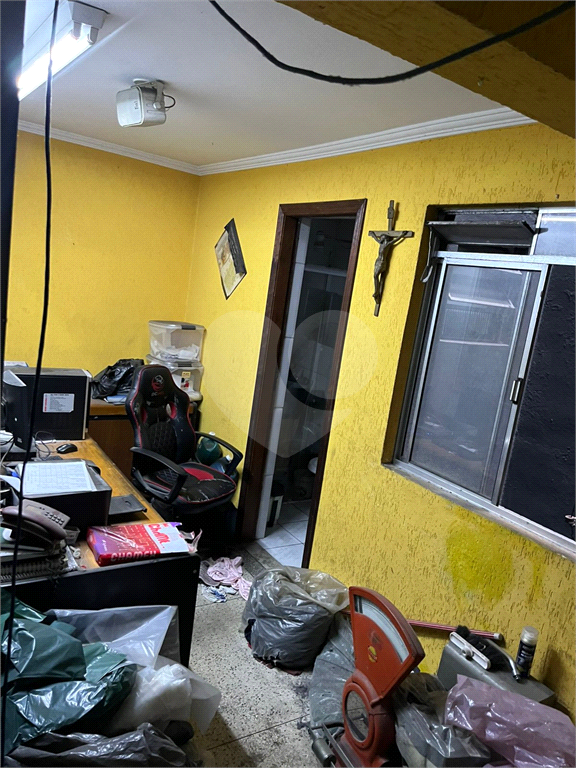 Prédio comercial a venda no Brás, Rua Rio Bonito