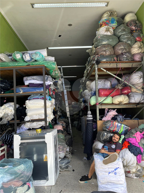 Prédio comercial a venda no Brás, Rua Rio Bonito