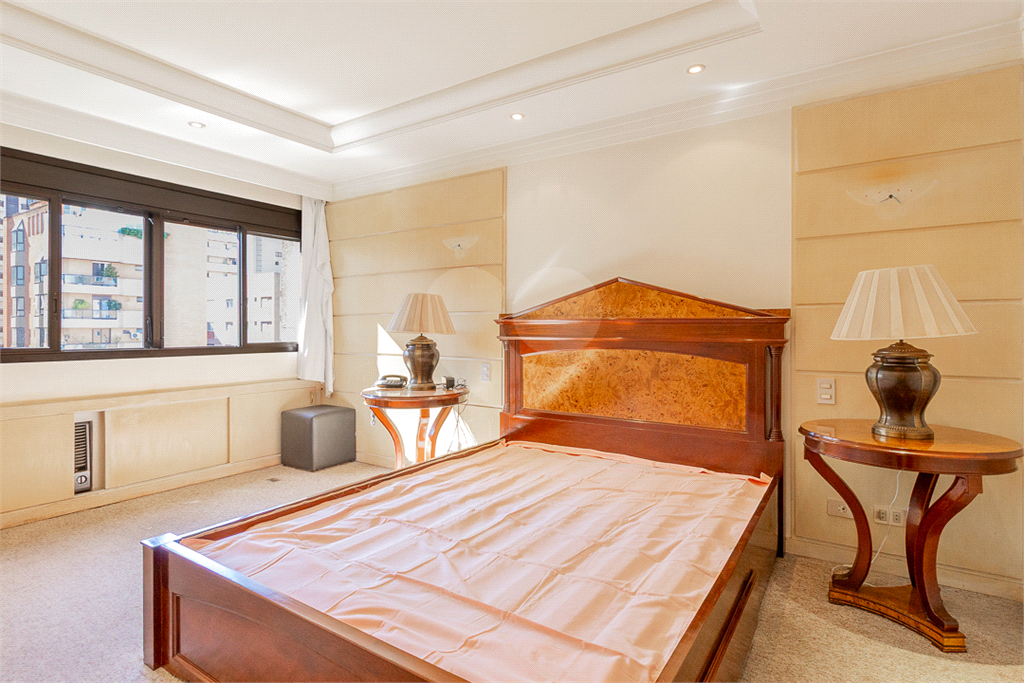 APARTAMENTO em JARDIM GUEDALA