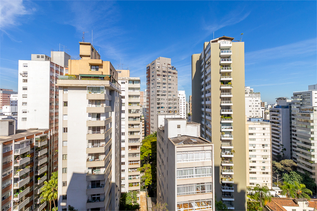 APARTAMENTO em JARDIM GUEDALA