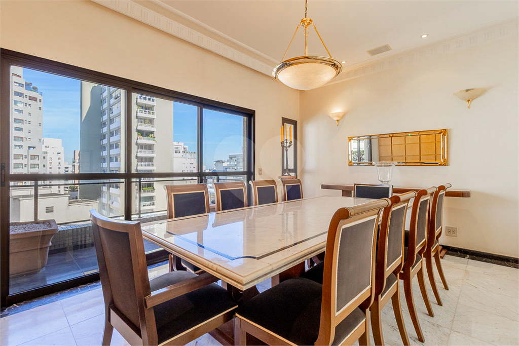 APARTAMENTO em JARDIM GUEDALA