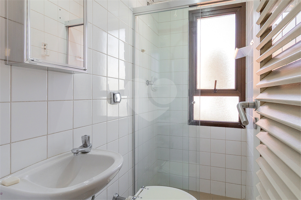 APARTAMENTO em JARDIM GUEDALA