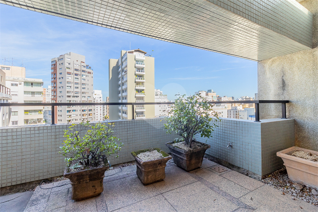 APARTAMENTO em JARDIM GUEDALA
