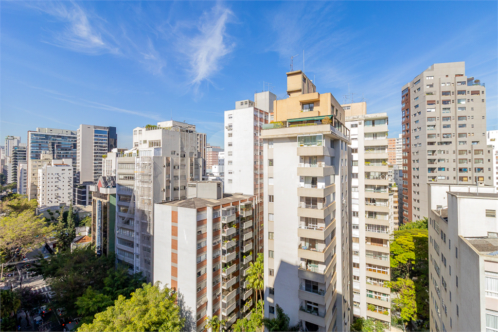 APARTAMENTO em JARDIM GUEDALA