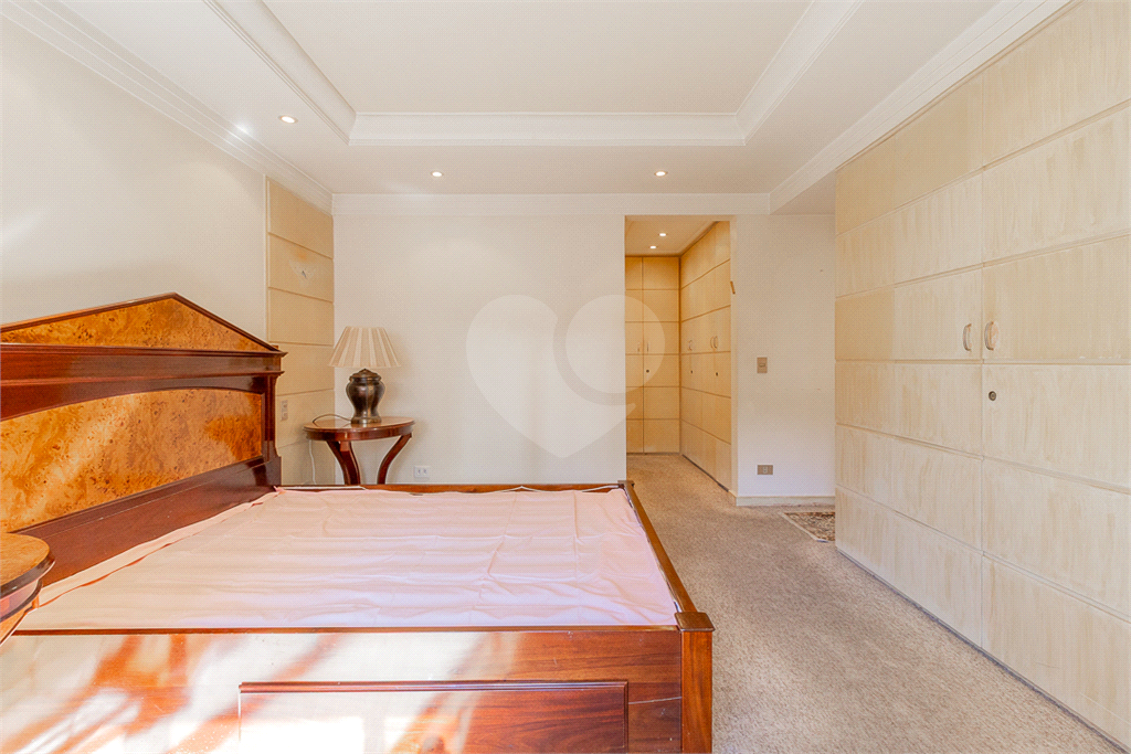 APARTAMENTO em JARDIM GUEDALA