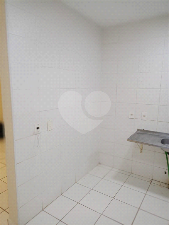 VENDE APARTAMENTO DE 2 DORMITÓRIOS COM VAGA - EM ALTOS DE IPANEMA - SOROCABA 
