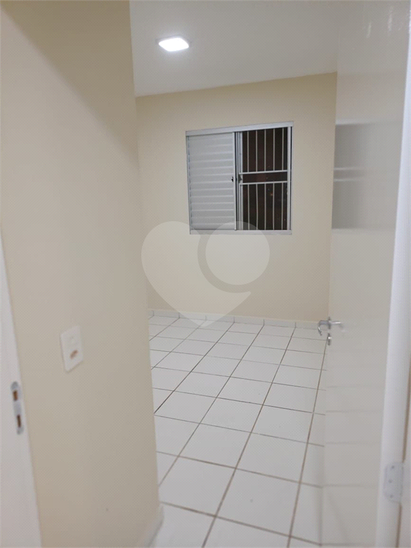 VENDE APARTAMENTO DE 2 DORMITÓRIOS COM VAGA - EM ALTOS DE IPANEMA - SOROCABA 