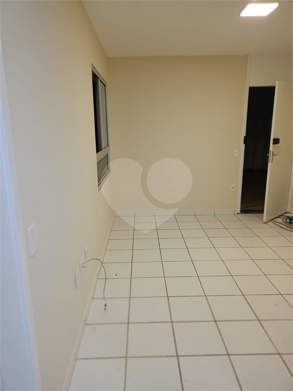 VENDE APARTAMENTO DE 2 DORMITÓRIOS COM VAGA - EM ALTOS DE IPANEMA - SOROCABA 