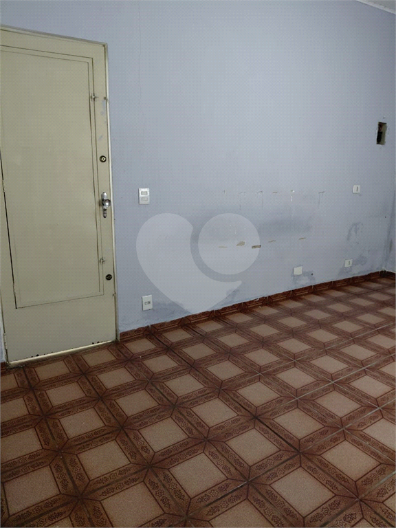 Salão Comercial 192m² disponível para venda na Av. Guapira Excelente ponto comercial