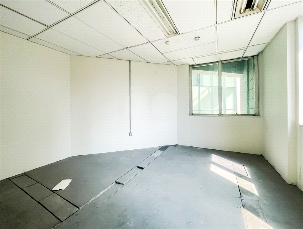 Conjunto / Sala Comercial - Morumbi / Vila Cordeiro - Vão Livre - 12 Vagas - Locação / Aluguel