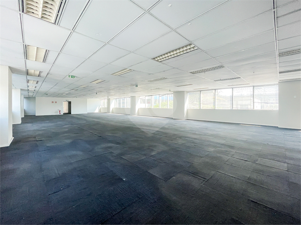Conjunto / Sala Comercial - Morumbi / Vila Cordeiro - Vão Livre - 12 Vagas - Locação / Aluguel