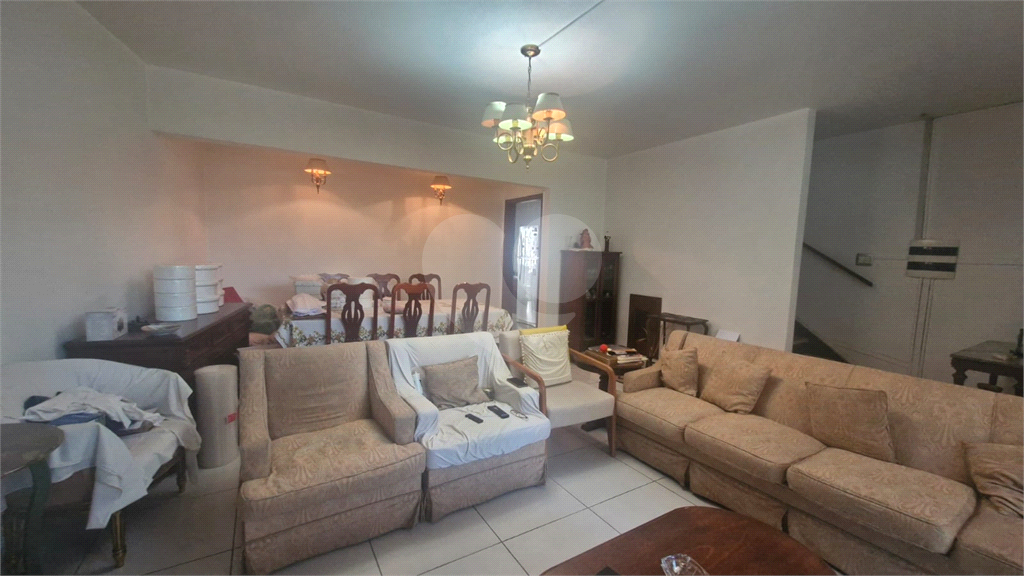 Sobrado a Venda | 3 dormitorios(1 suite ) | 2 vagas | 247m² no Jardim São Paulo