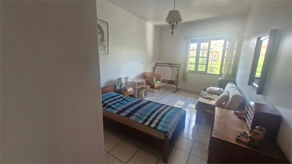 Sobrado a Venda | 3 dormitorios(1 suite ) | 2 vagas | 247m² no Jardim São Paulo