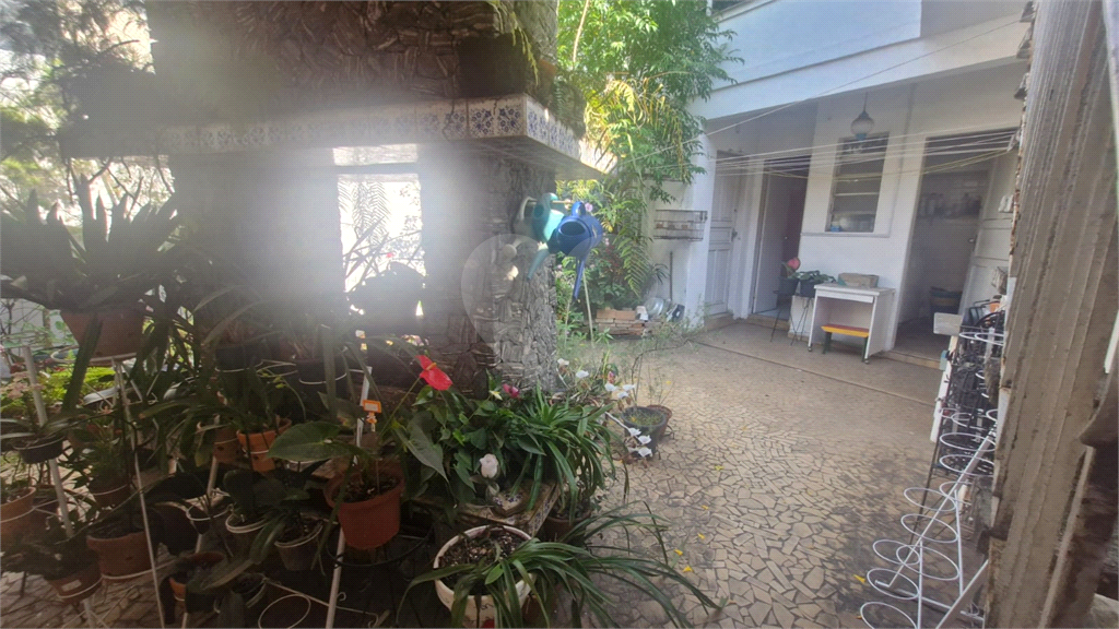 Sobrado a Venda | 3 dormitorios(1 suite ) | 2 vagas | 247m² no Jardim São Paulo