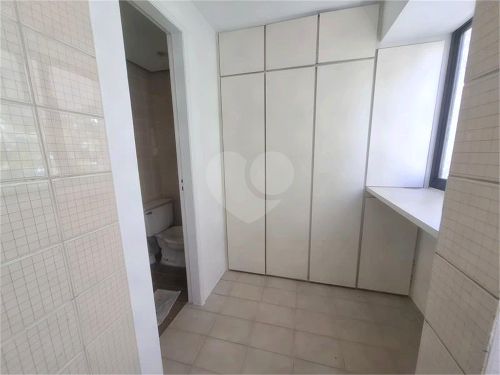Apartamento à venda e aluguel com 2 quartos, 90m² - Foto 29