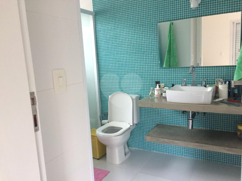 Paúba Um Vilarejo condomínio fechado sobrado venda 5 suítes piscina churrasqueira 4 vagas