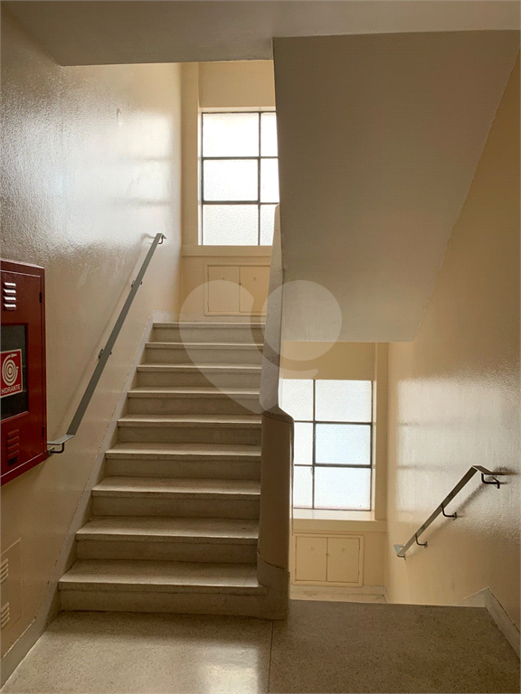 APARTAMENTO em LARGO DO AROUCHE