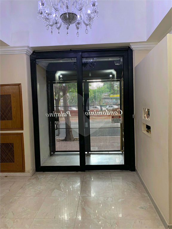 APARTAMENTO em LARGO DO AROUCHE