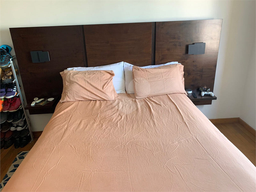 APARTAMENTO em LARGO DO AROUCHE