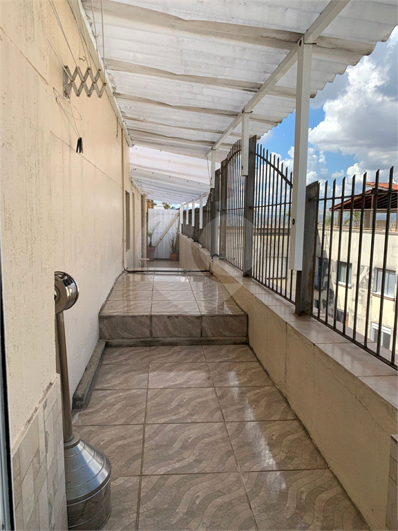 APARTAMENTO em LARGO DO AROUCHE