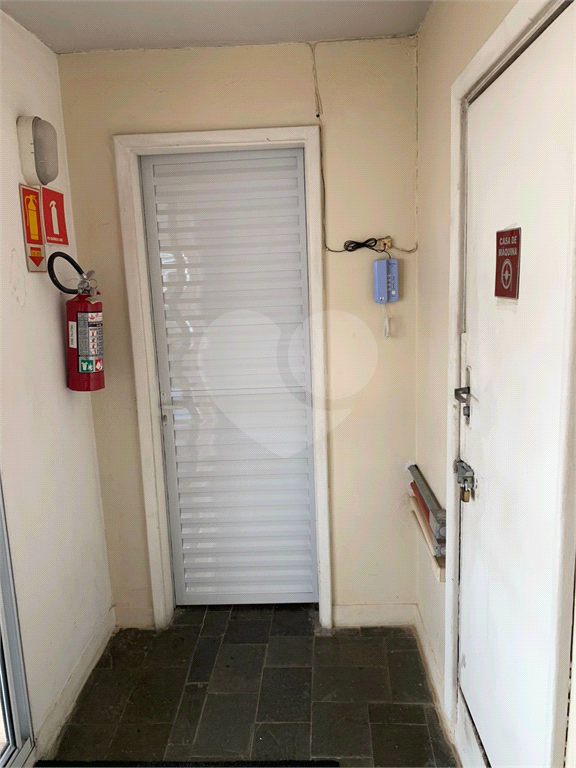 APARTAMENTO em LARGO DO AROUCHE