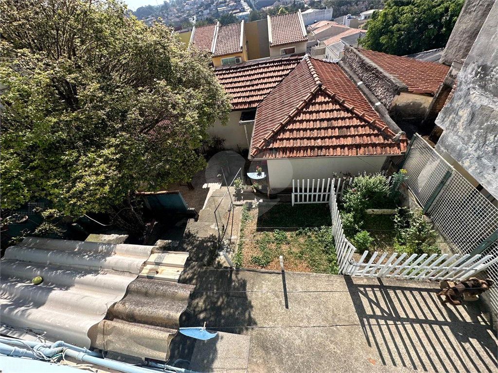 Casa bem cconservada ao lado da Marginal Tiete