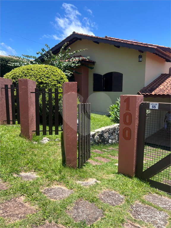 Casa à venda com 4 quartos, 220m² - Foto 3
