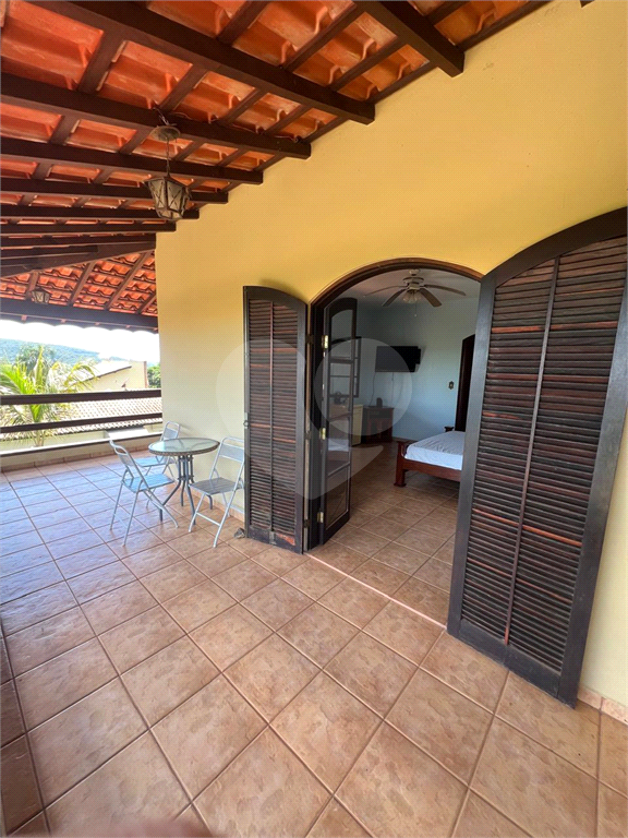 Casa à venda com 4 quartos, 220m² - Foto 10