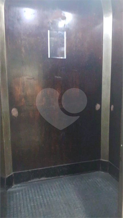 Predio inteiro a venda no Centro proximo a Prefeitura de São Paulo