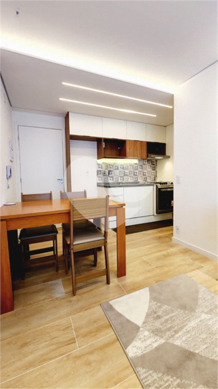 Vende-se Apartamento semimobiliado, 1 quarto, próximo ao Metrô Marechal Deodoro!