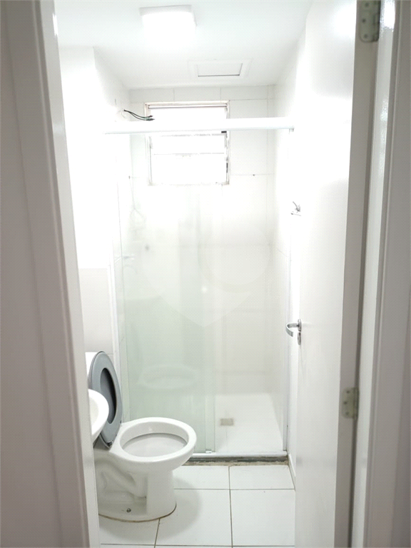VENDE APARTAMENTO DE 2 DORMITÓRIOS COM VAGA DE GARAGEM E ÁREA DE LAZER