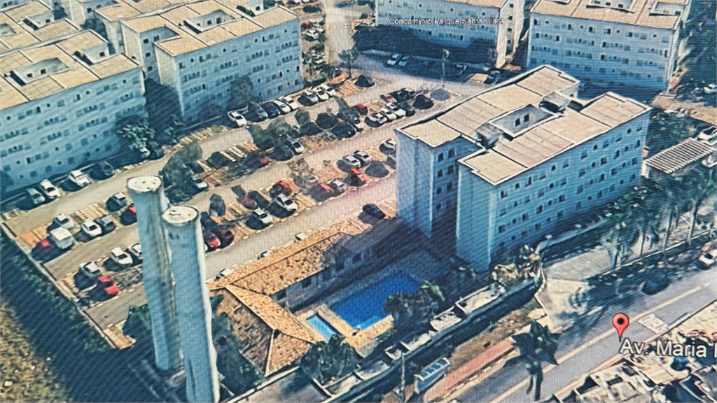 VENDE APARTAMENTO DE 2 DORMITÓRIOS COM VAGA DE GARAGEM E ÁREA DE LAZER