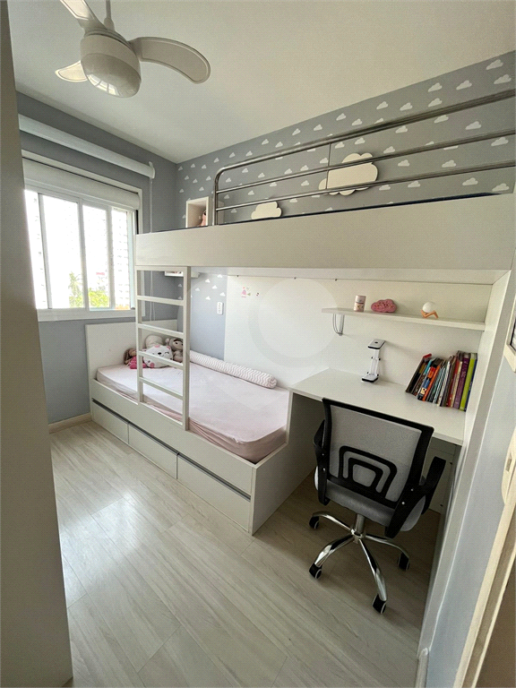 Apartamento a venda ao lado do metro Tucuruvi, Rua Ausônia. Condomínio Excelente 2 dormitórios, 1 suíte, 2 vagas, varanda gourmet, armários embutidos. 