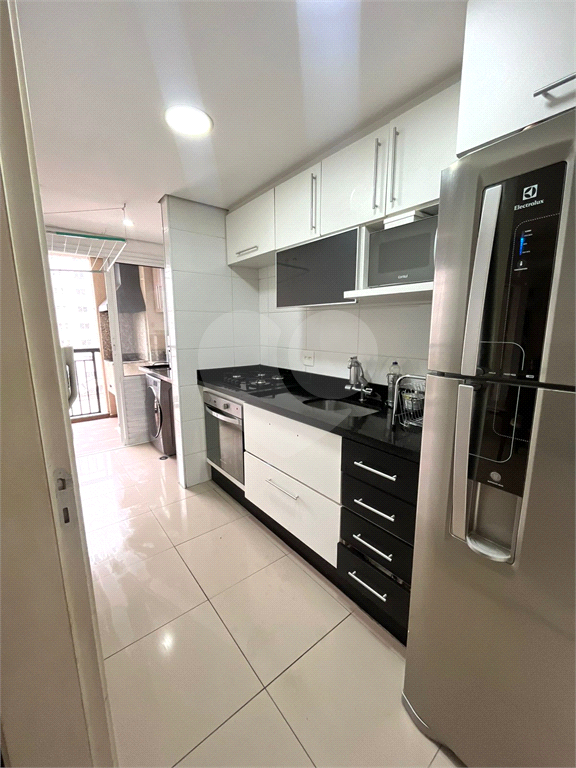 Apartamento a venda ao lado do metro Tucuruvi, Rua Ausônia. Condomínio Excelente 2 dormitórios, 1 suíte, 2 vagas, varanda gourmet, armários embutidos. 