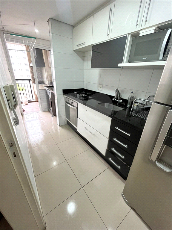 Apartamento a venda ao lado do metro Tucuruvi, Rua Ausônia. Condomínio Excelente 2 dormitórios, 1 suíte, 2 vagas, varanda gourmet, armários embutidos. 
