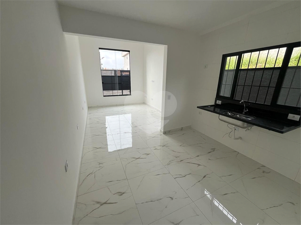 Casa à venda com 2 quartos, 61m² - Foto 7