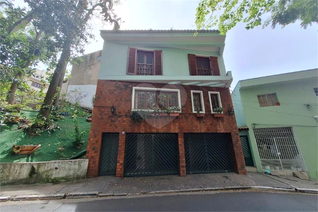 Casa à venda | 152 m² | 3 dormitórios (2 suítes) | 4 vagas no Mandaqui!