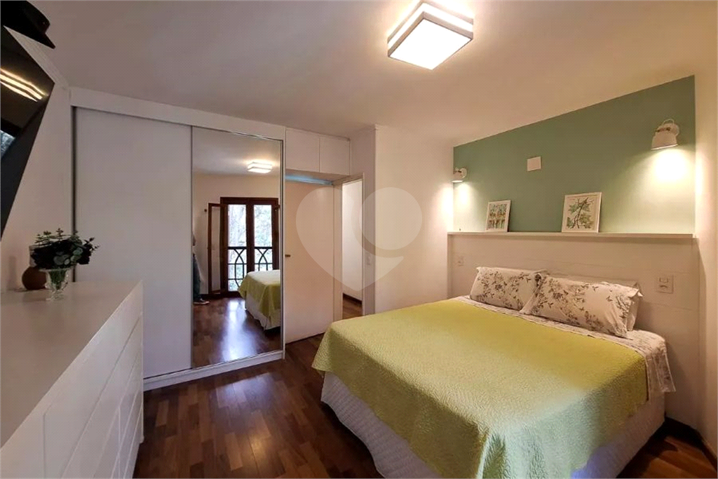 Casa à venda | 152 m² | 3 dormitórios (2 suítes) | 4 vagas no Mandaqui!