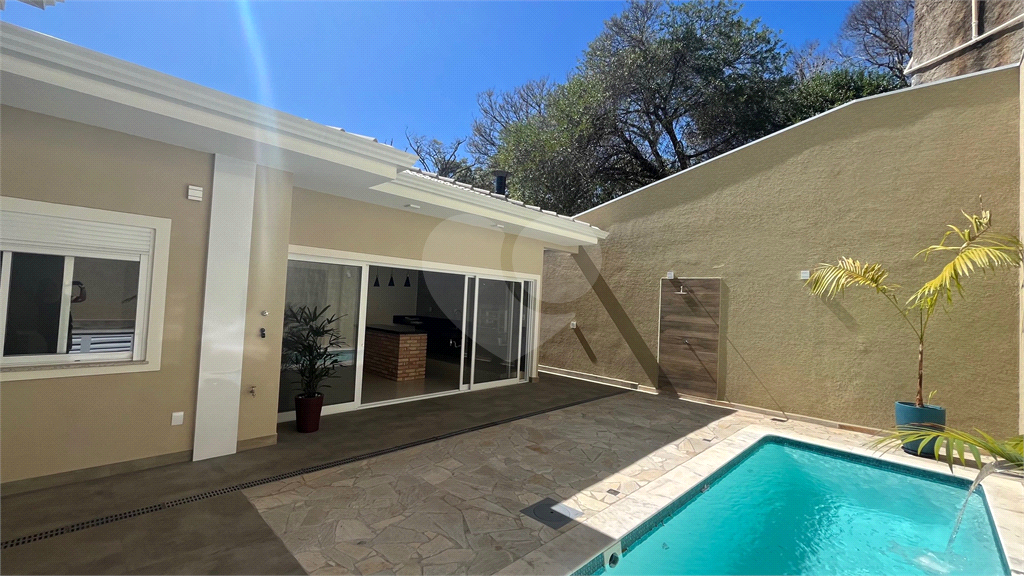 Casa, 3 quartos, 195 m² - Foto 1