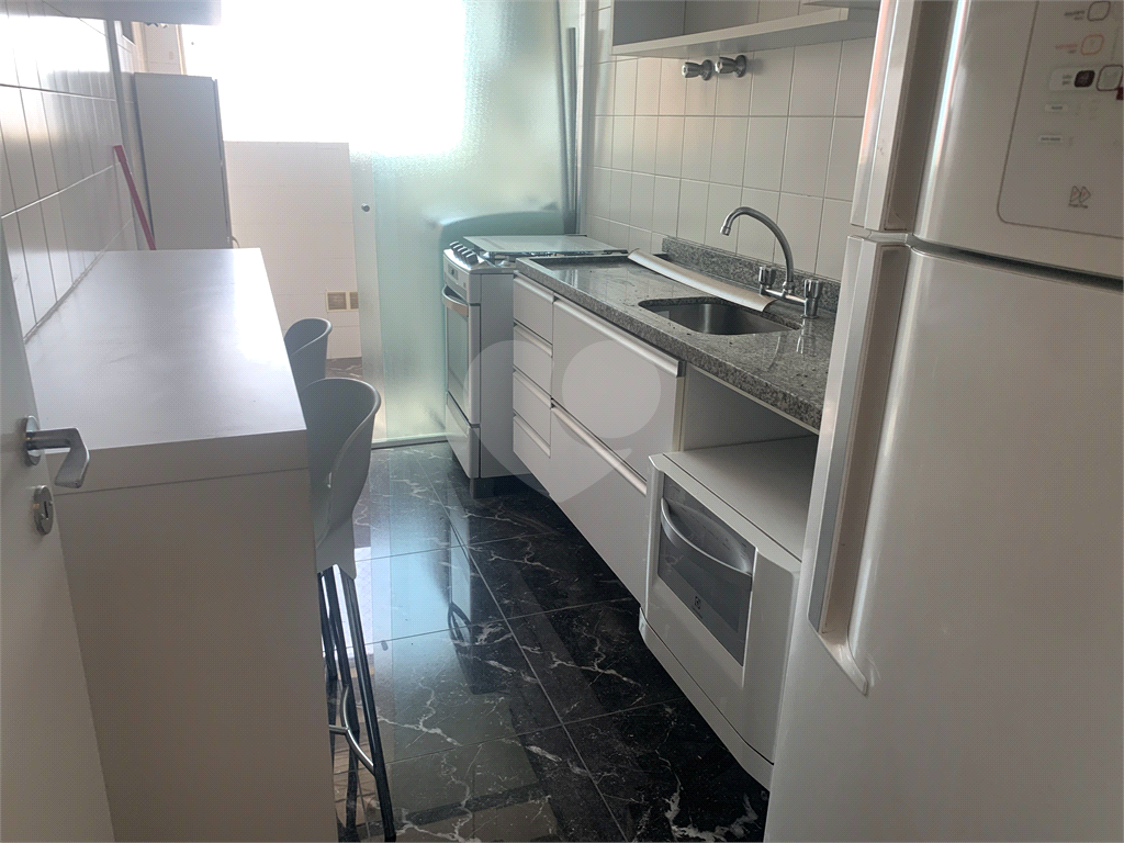 Apartamento para locação totalmente mobiliado 2 dormitórios e uma Vaga