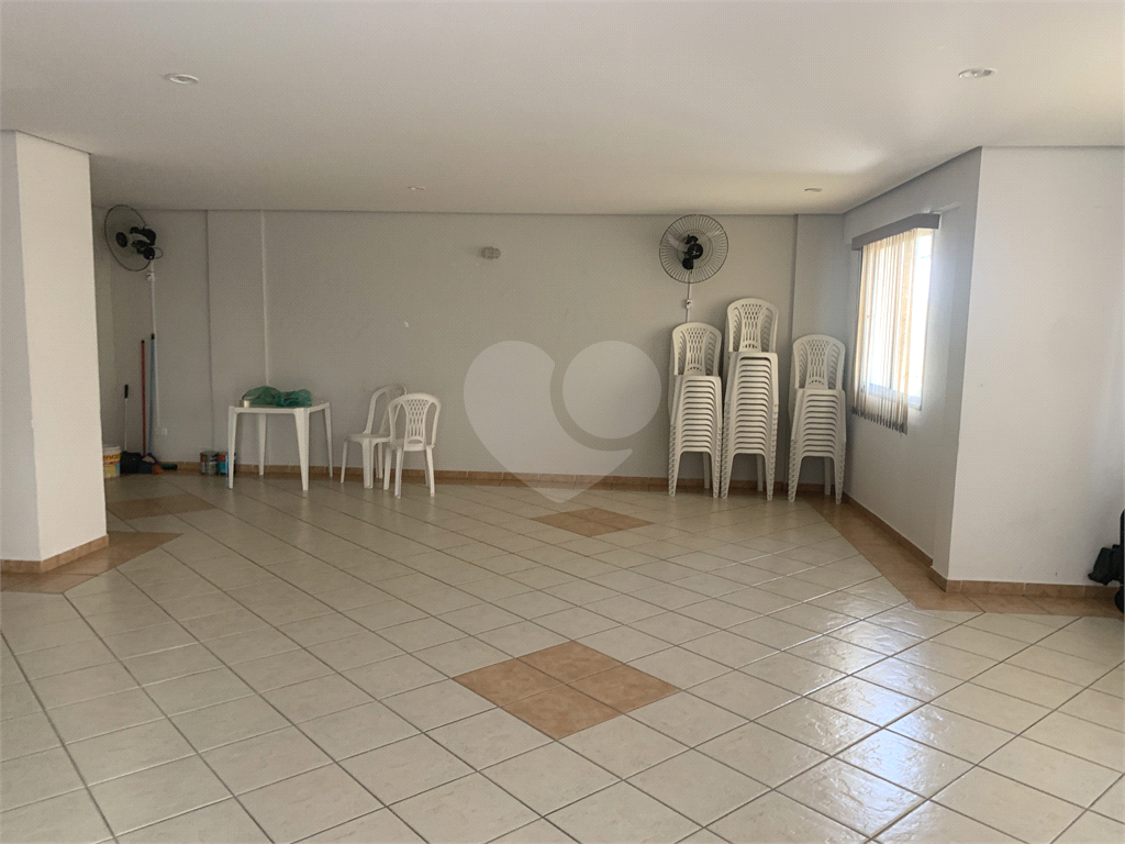 Apartamento para locação totalmente mobiliado 2 dormitórios e uma Vaga