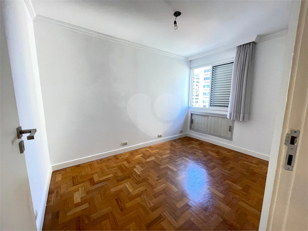 APARTAMENTO em VILA MARIANA