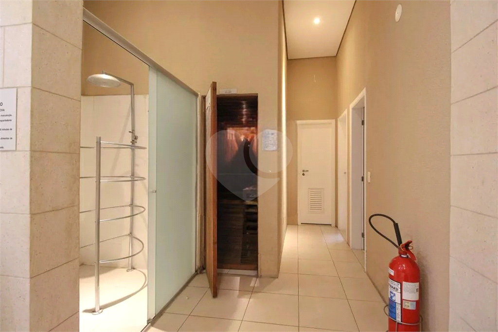Apartamento Vila Olímpia 2 suítes e 2 vagas de garagem 