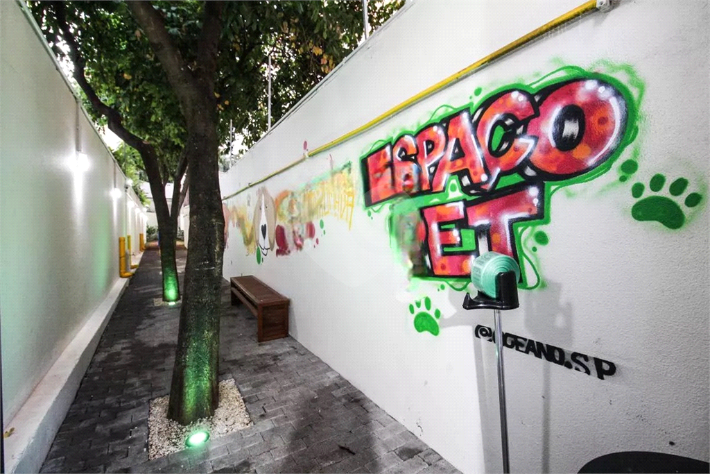 Apartamento Vila Olímpia 2 suítes e 2 vagas de garagem 