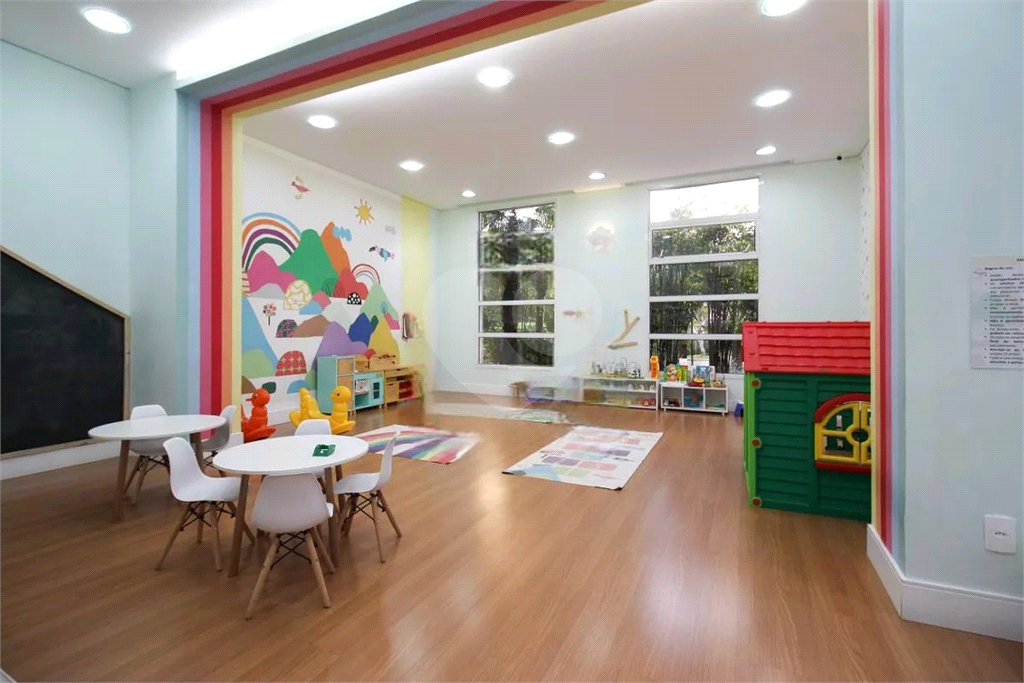 Apartamento Vila Olímpia 2 suítes e 2 vagas de garagem 