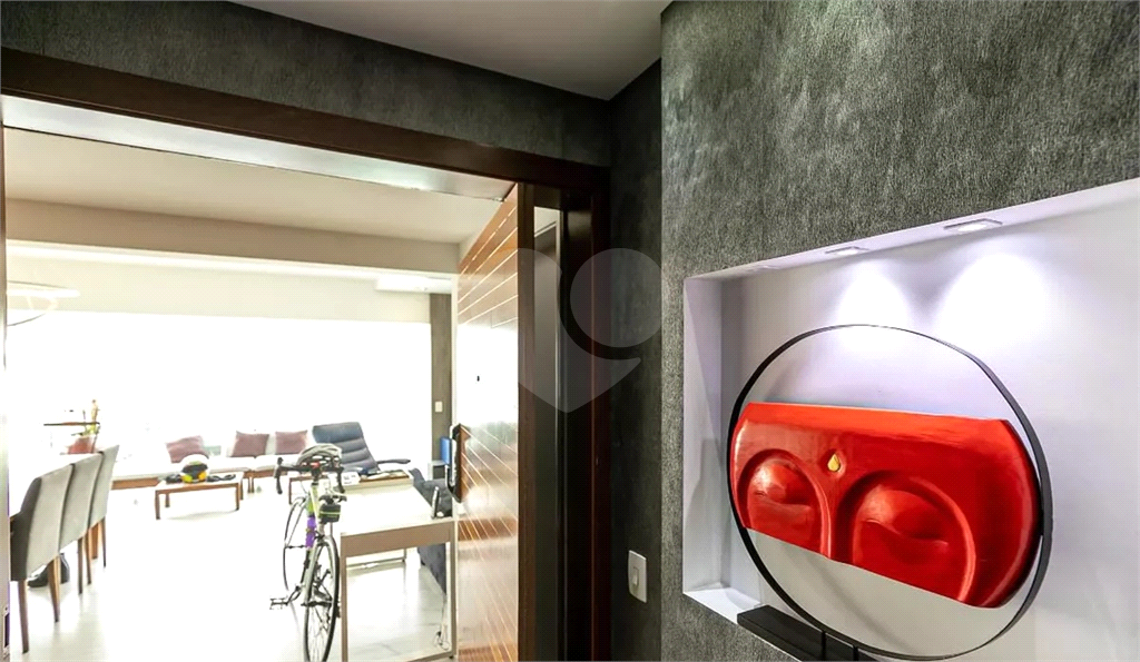 Apartamento Vila Olímpia 2 suítes e 2 vagas de garagem 